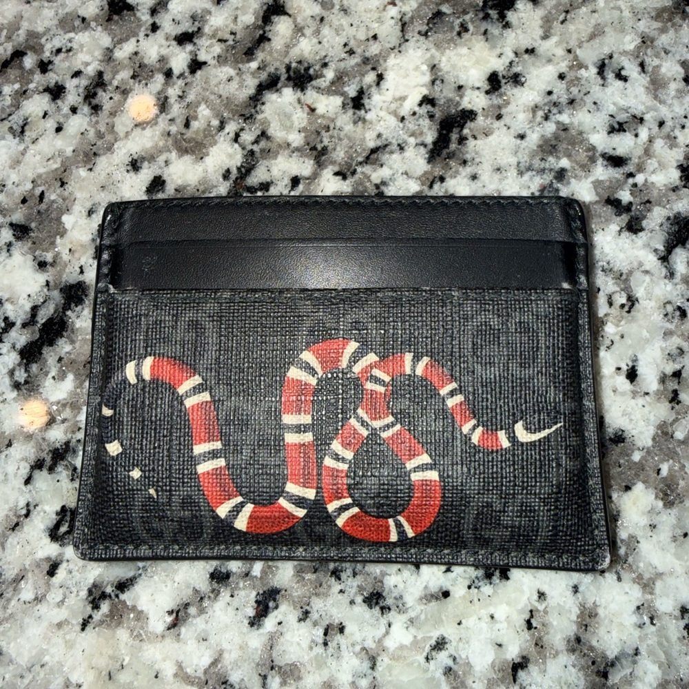 Gucci GG Supreme Black Kingsnake cardholder